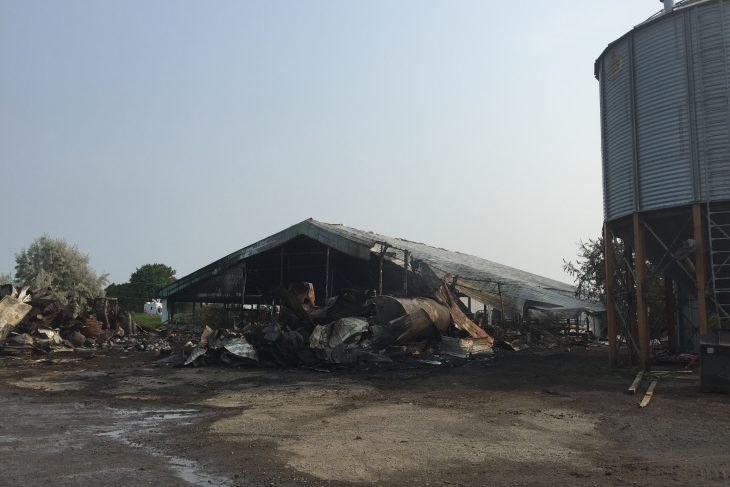 ferme incendiée